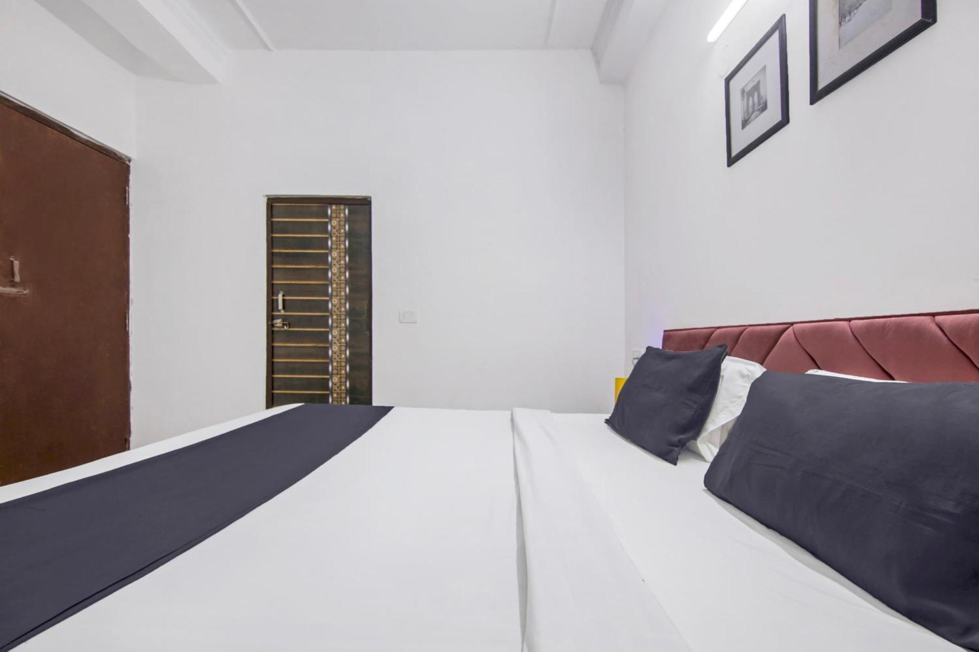 Hotel O Happy Residency New Delhi